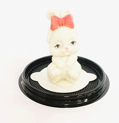 Фигурка из шоколадной глазури Зайка с бантиком 8*4,5см, цветная